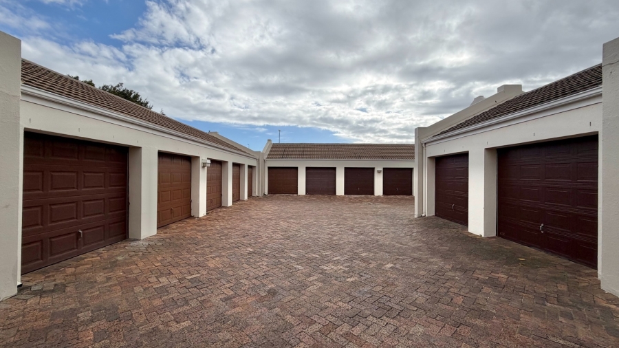 3 Bedroom Property for Sale in Bizweni Western Cape
